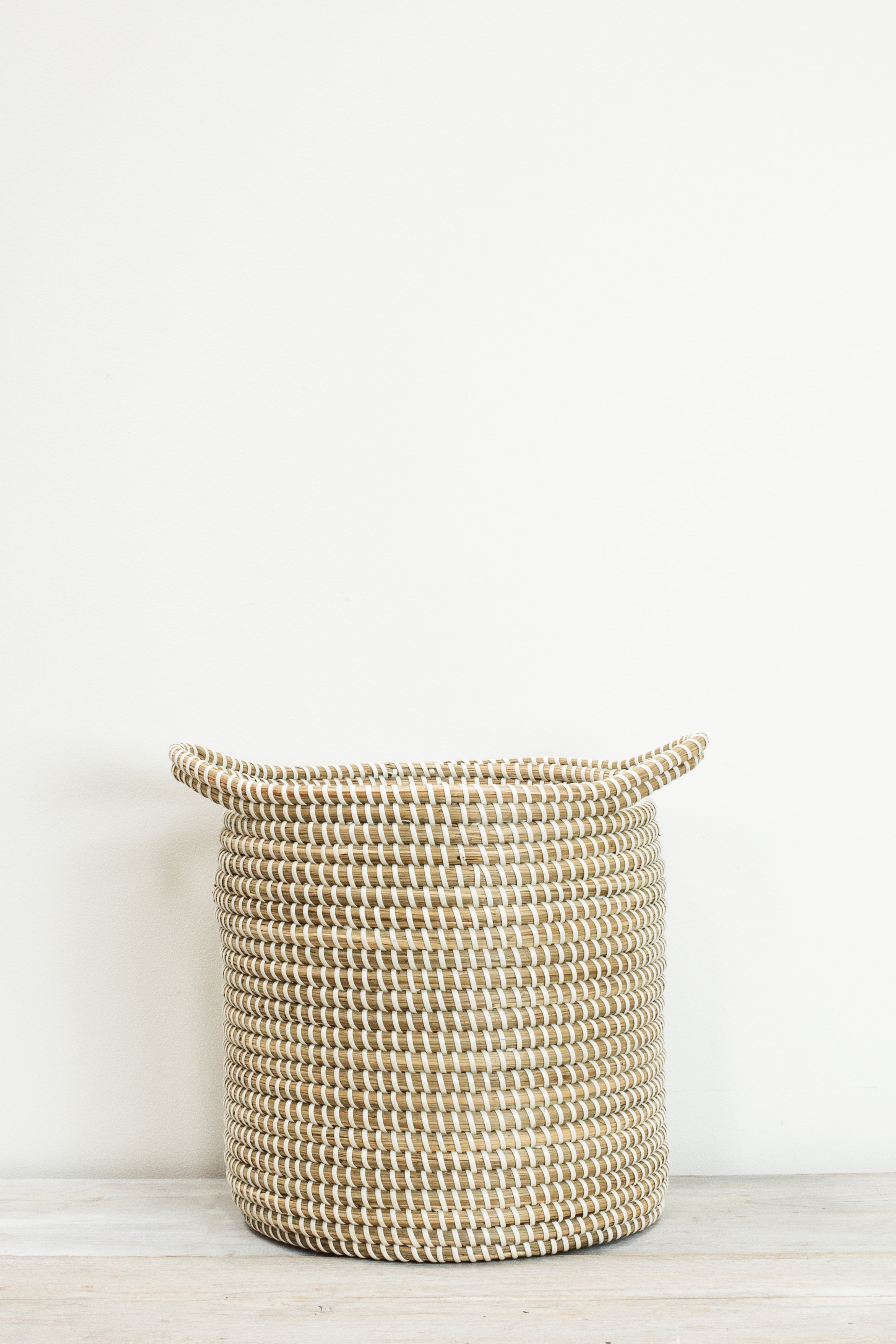Lang Large Seagrass Planter 25x25x27cm