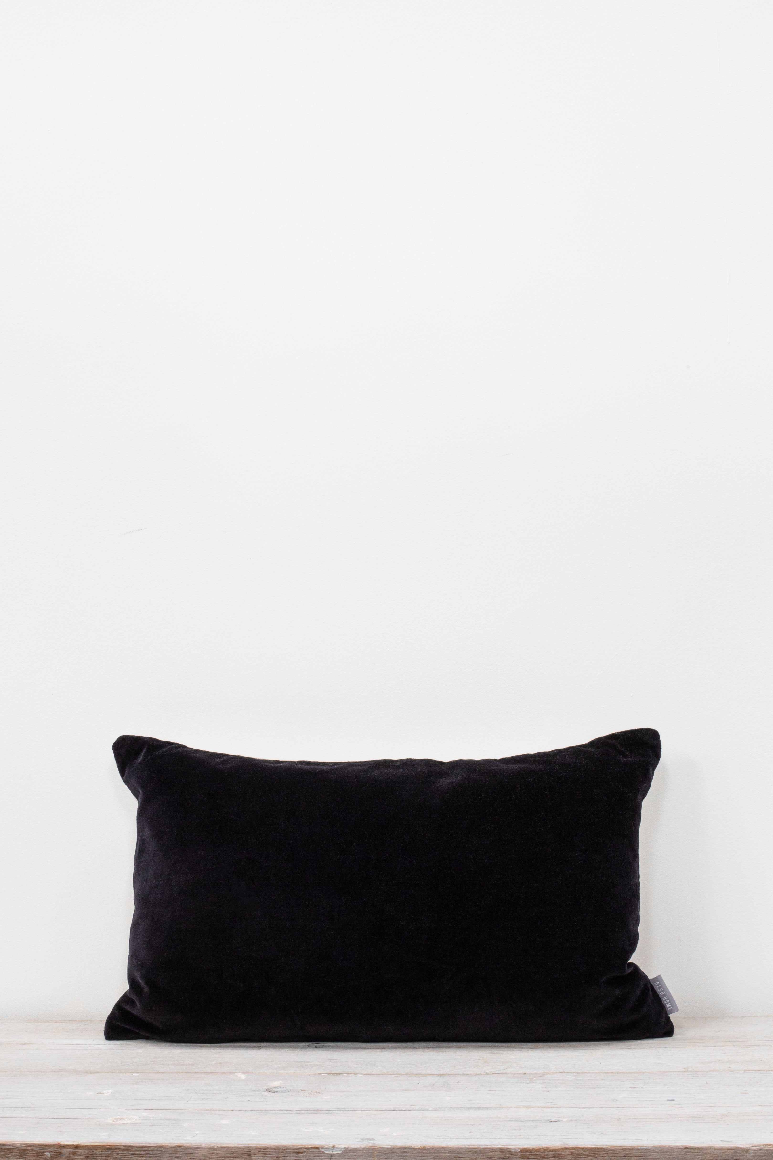 Misi Velvet Cushion 30 x 50cm